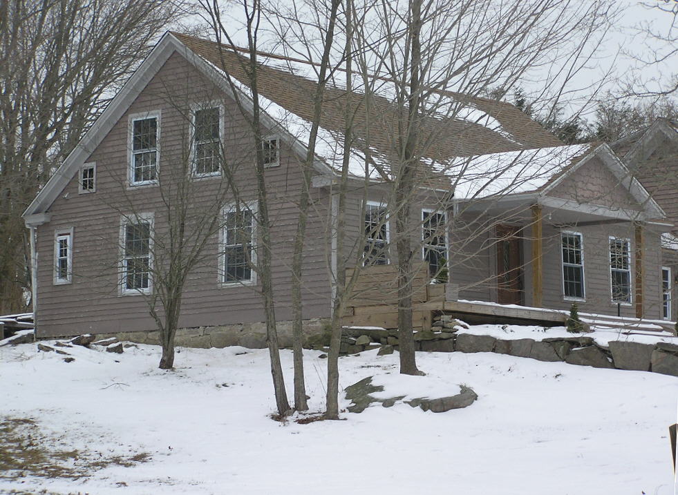 The west side of the Zephaniah Watrous House, Ruby's home, as it appears in January 2009